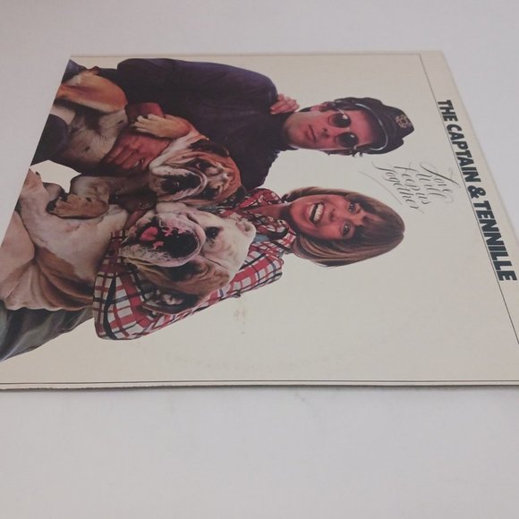 The Captain & Tennille Love Will Keep Us Together vinyl record, 1975 original - Picture 6 of 10